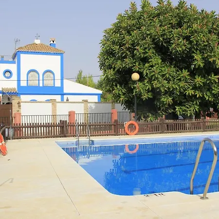 Montecarmelo Villa *